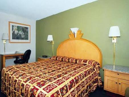 סאלינה Americas Best Value Inn מראה חיצוני תמונה
